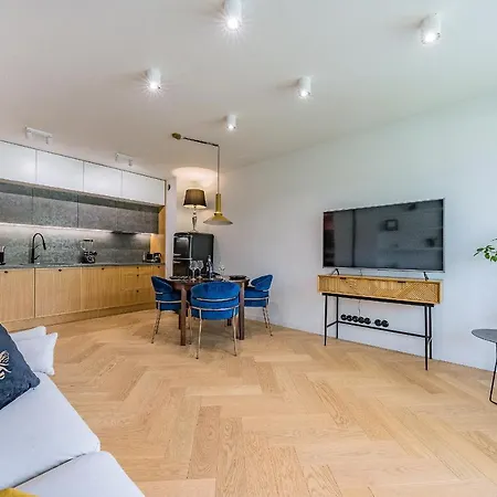 Hello Chmielna With Private Parking And Balcony Apartment *