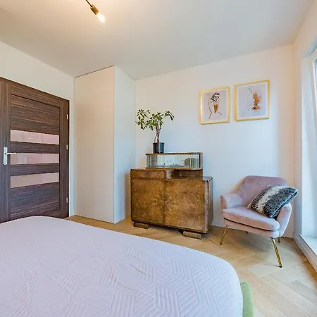Hello Chmielna With Private Parking And Balcony Gdansk